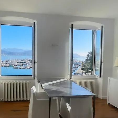 Gasthuis About Italy And