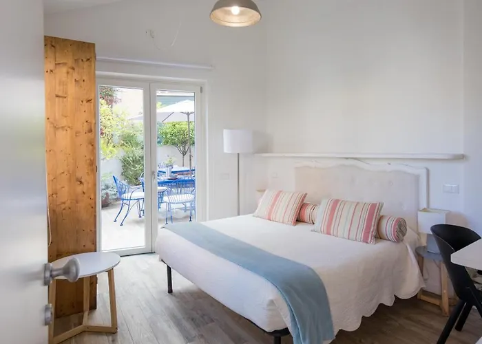 About Italy And 4* Porto Venere